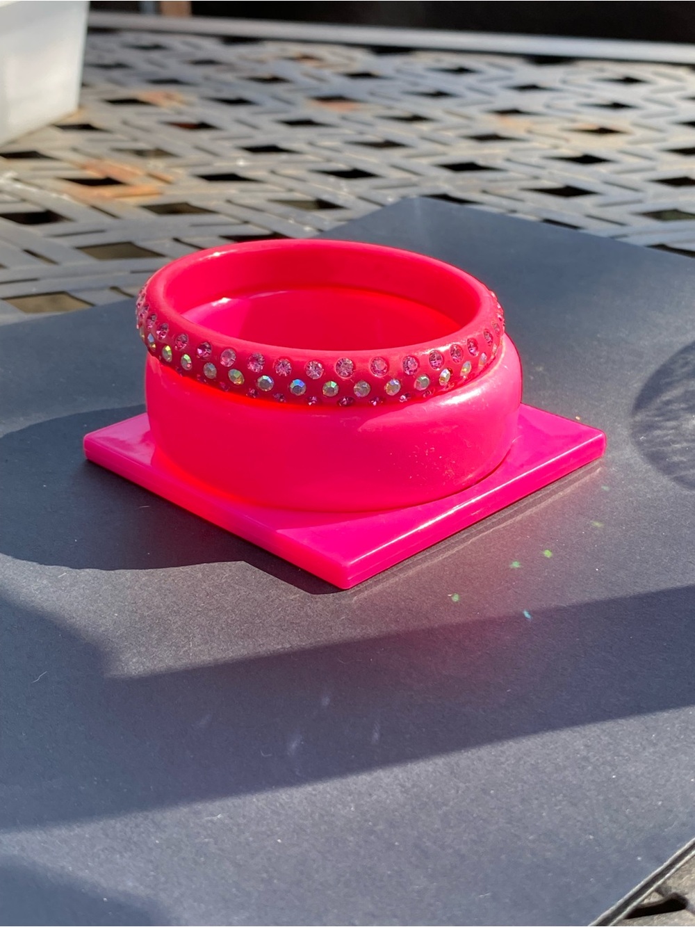 Bright pink and rhinestone fun trio vintage bangle bracelets lucite,plastic